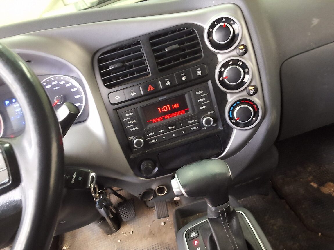 KIA THE NEW BONGO III CARGO WING BODY MANUAL 2020 - zdjęcie 19