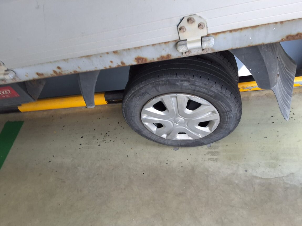 KIA THE NEW BONGO III CARGO WING BODY MANUAL 2020 - zdjęcie 16