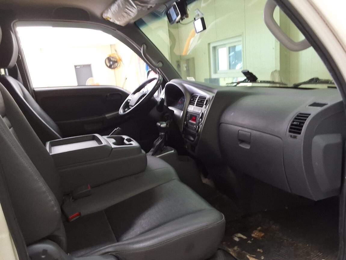 KIA THE NEW BONGO III CARGO WING BODY MANUAL 2020 - zdjęcie 12