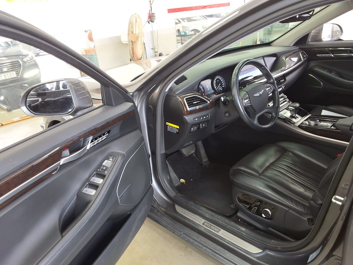 GENESIS EQ900 3.8 GDi AWD PREMIUM LUXURY 2016 - zdjęcie 10