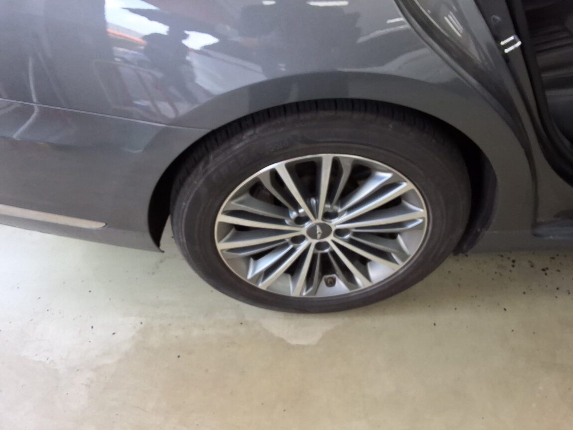GENESIS EQ900 3.8 GDi AWD PREMIUM LUXURY 2016 - zdjęcie 23