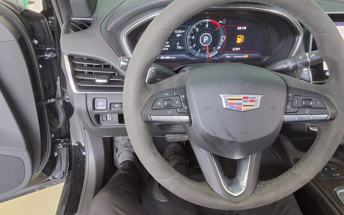 CADILLAC CT5 2 PREMIUM LUXURY 2021 - zdjęcie 17