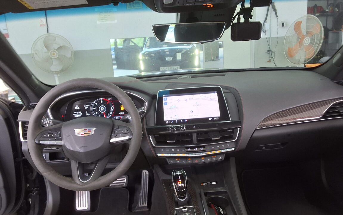 CADILLAC CT5 2 PREMIUM LUXURY 2021 - zdjęcie 11