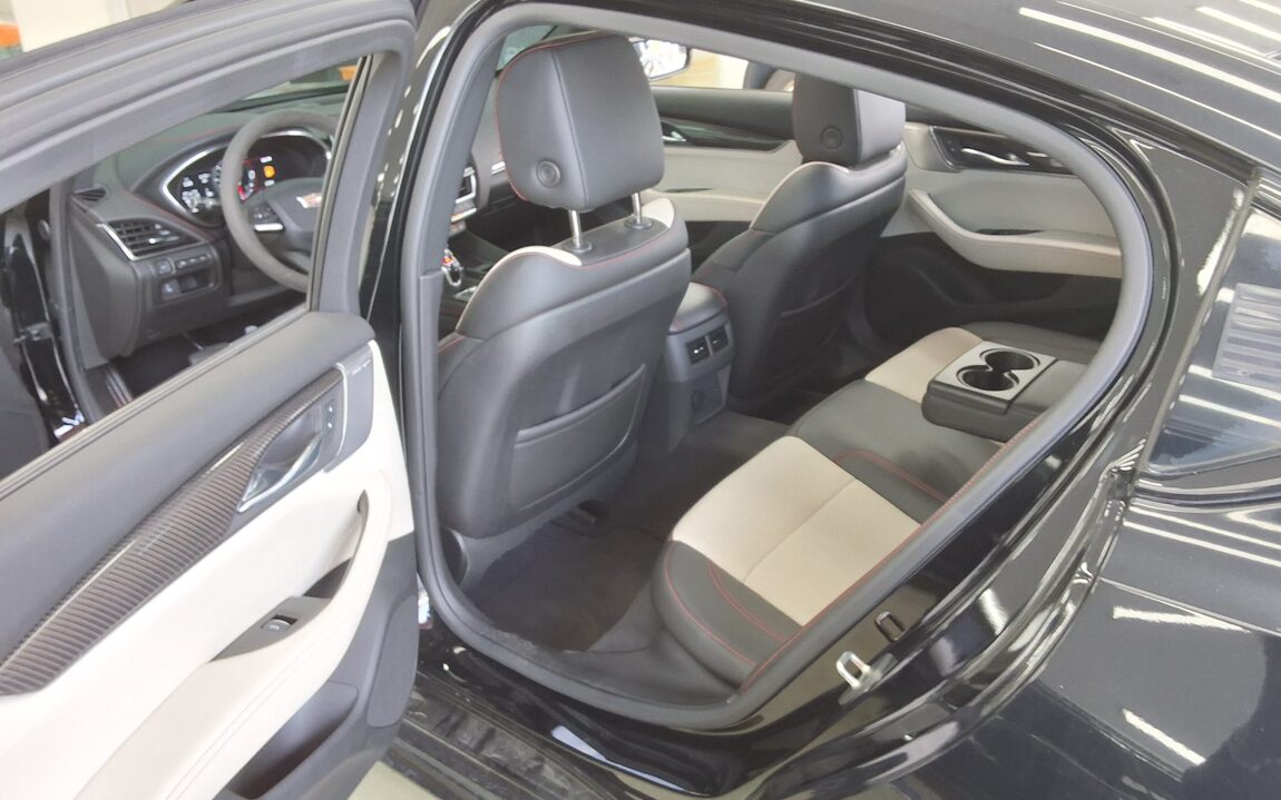 CADILLAC CT5 2 PREMIUM LUXURY 2021 - zdjęcie 12