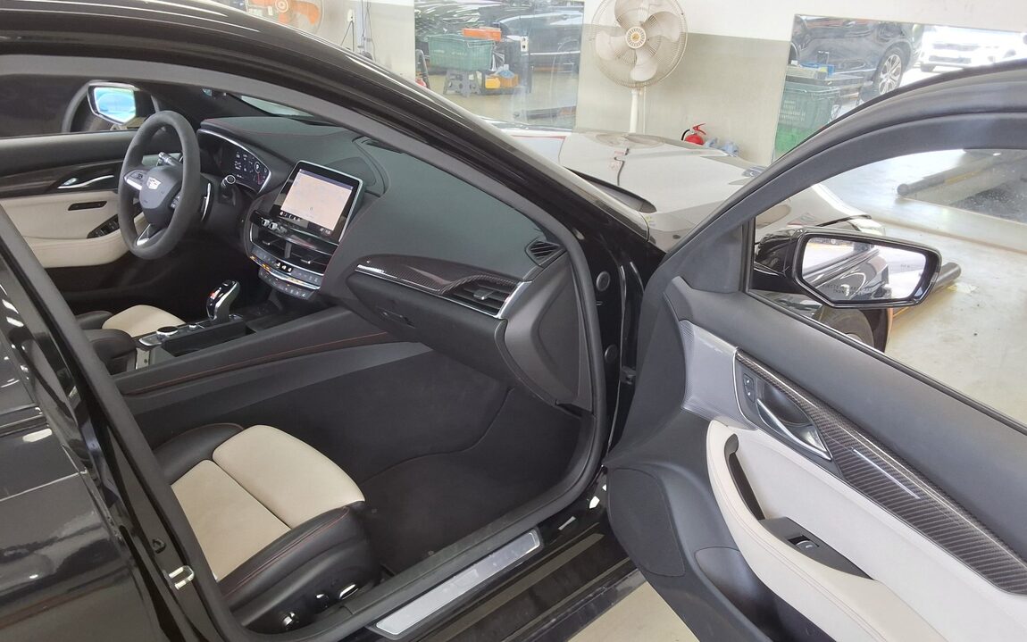 CADILLAC CT5 2 PREMIUM LUXURY 2021 - zdjęcie 14