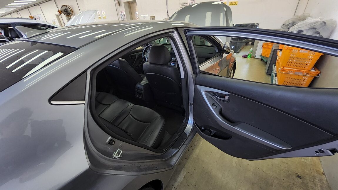 HYUNDAI THE NEW AVANTE MD 1.6 GDi MODERN 2014 - zdjęcie 13