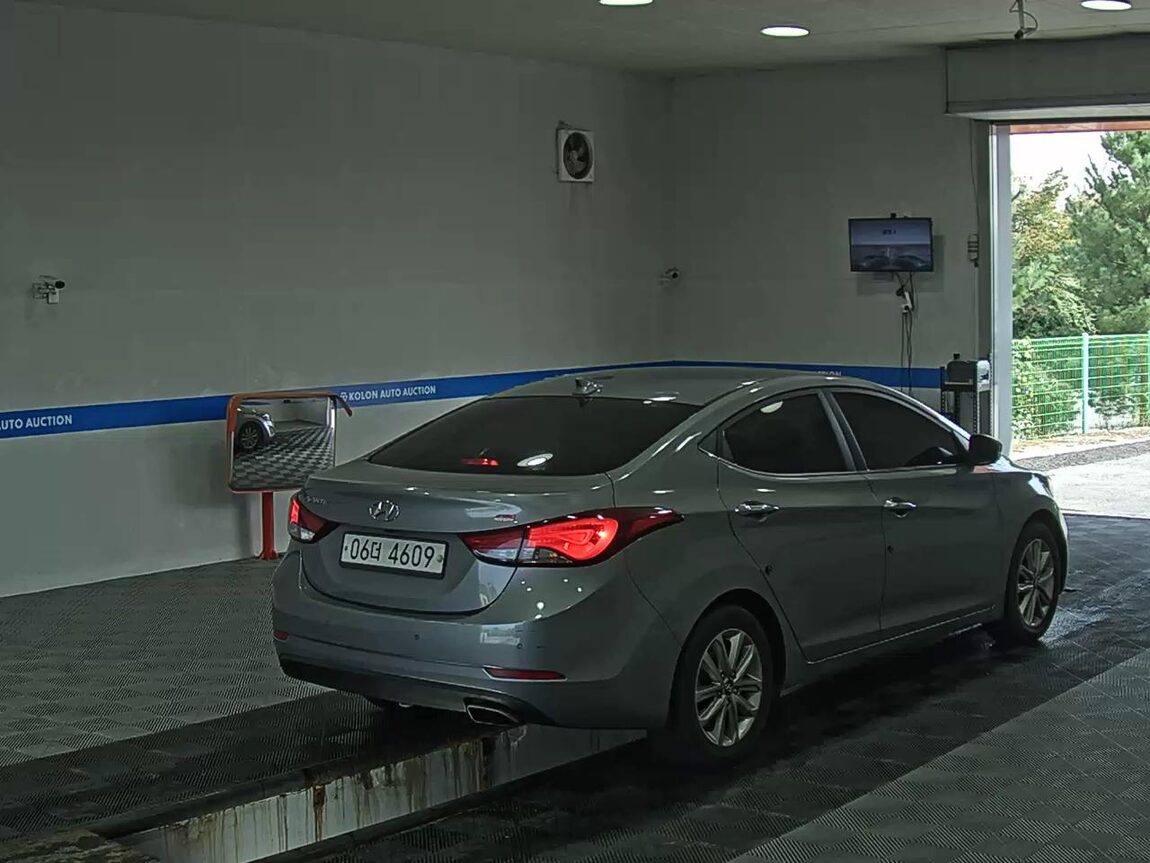 HYUNDAI THE NEW AVANTE MD 1.6 GDi MODERN 2014 - zdjęcie 5