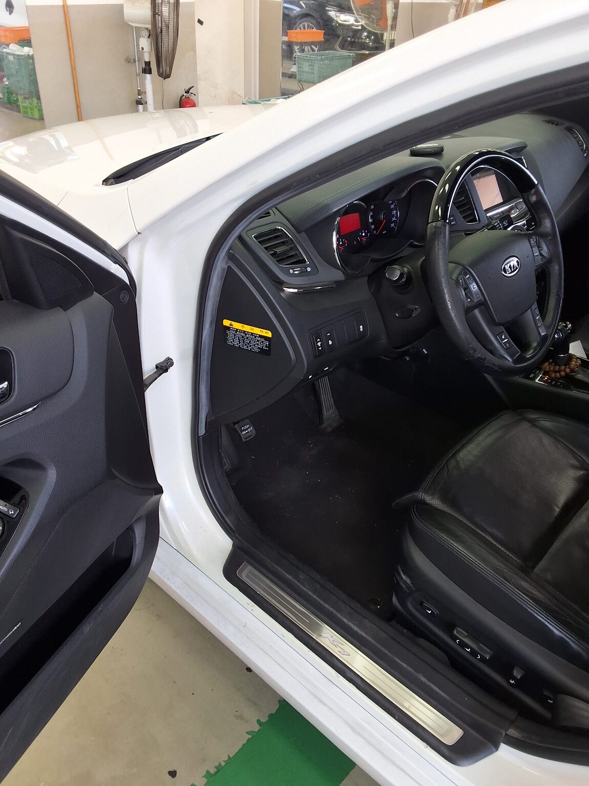 KIA K7 VG270 PRESTIGE 2011 - zdjęcie 10