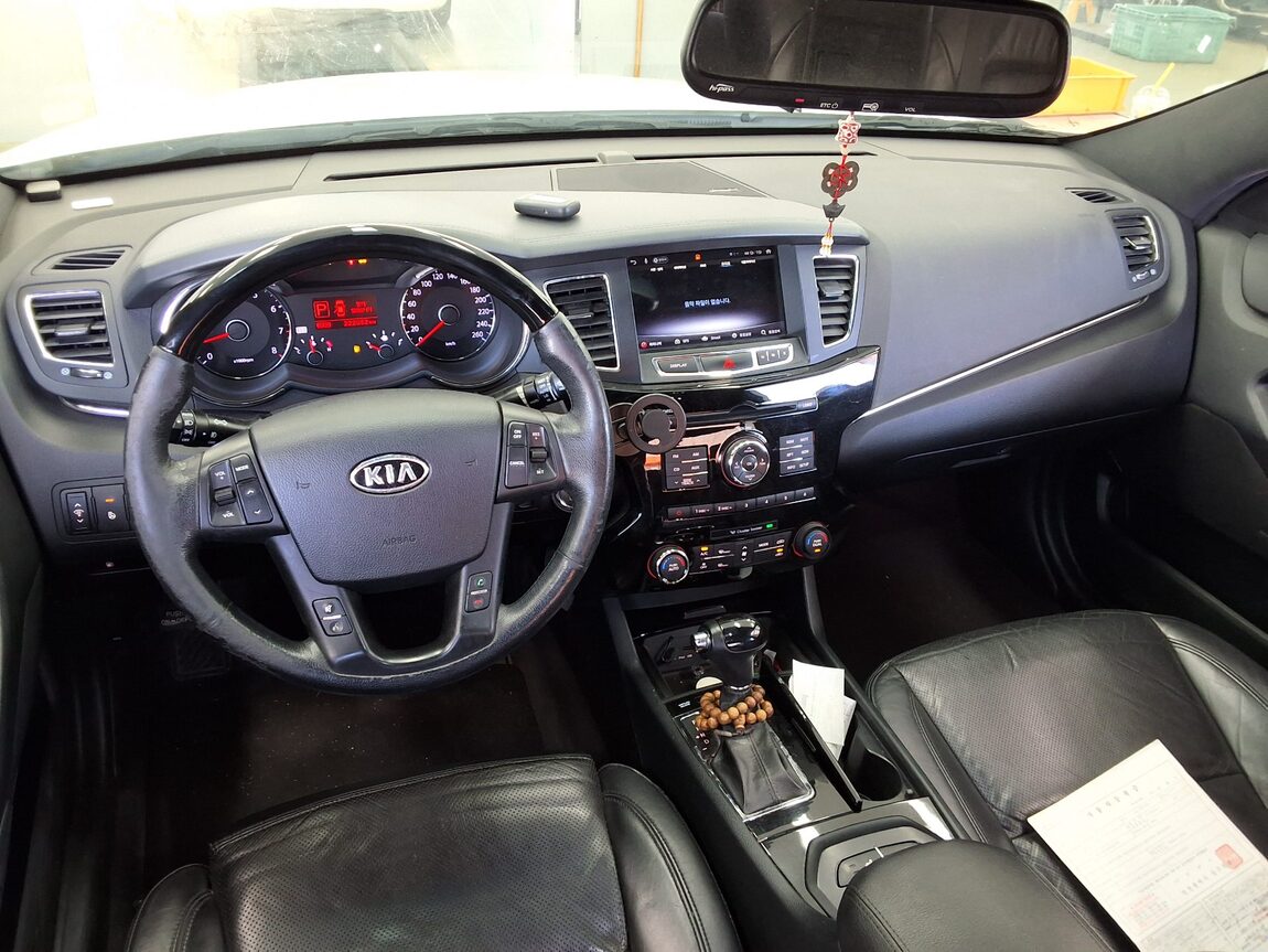 KIA K7 VG270 PRESTIGE 2011 - zdjęcie 11