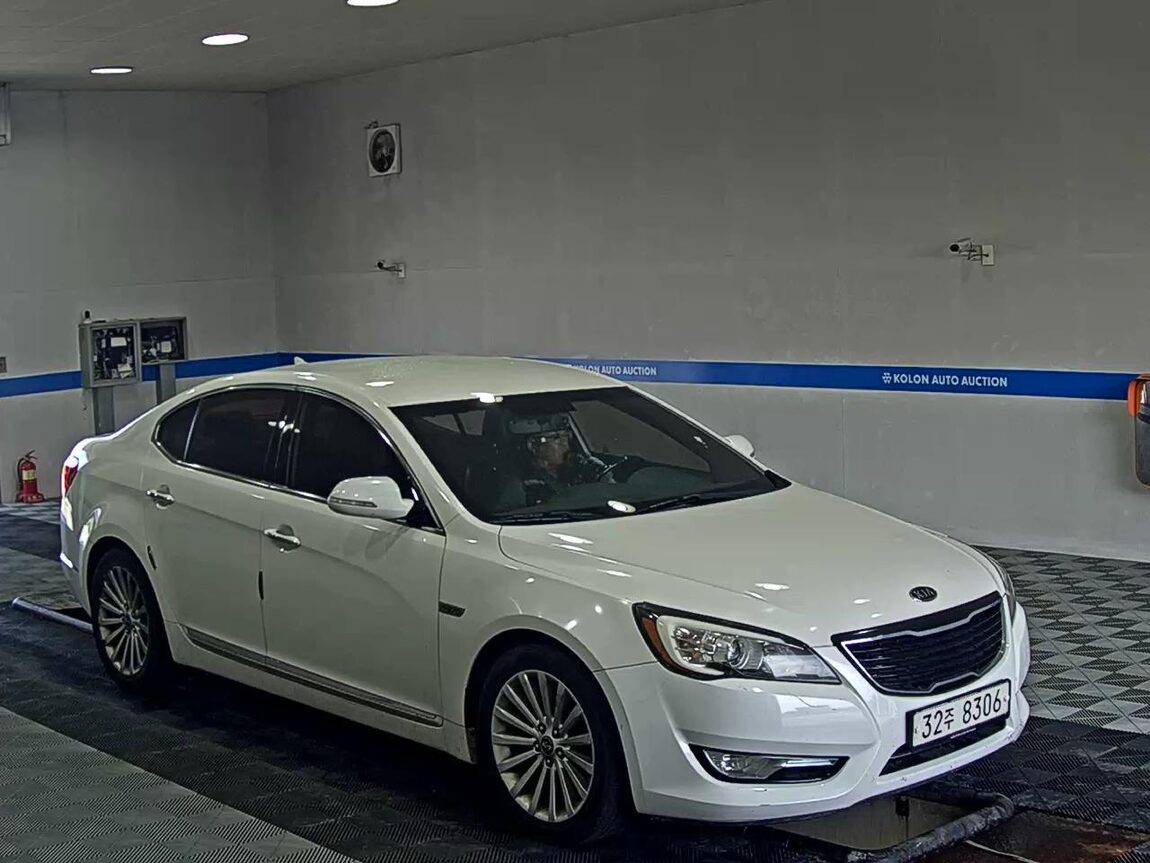 KIA K7 VG270 PRESTIGE 2011 - zdjęcie 3