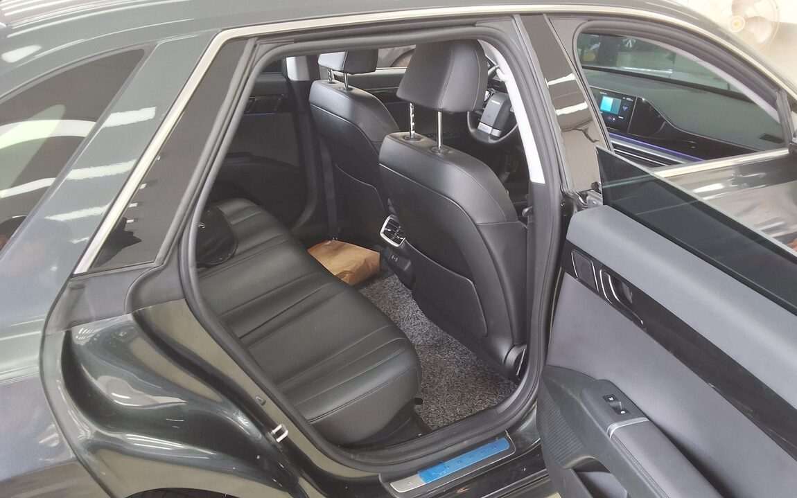 HYUNDAI THE ALL NEW GRANDEUR HYBRID 1.6 HYBRID PREMIUM 2023 - zdjęcie 13