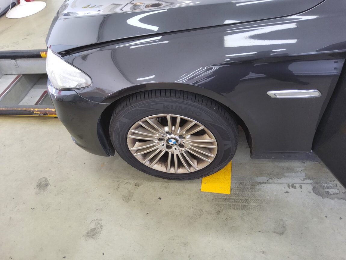 BMW 5 SERIES (6TH GEN) 520d 2014 - zdjęcie 20