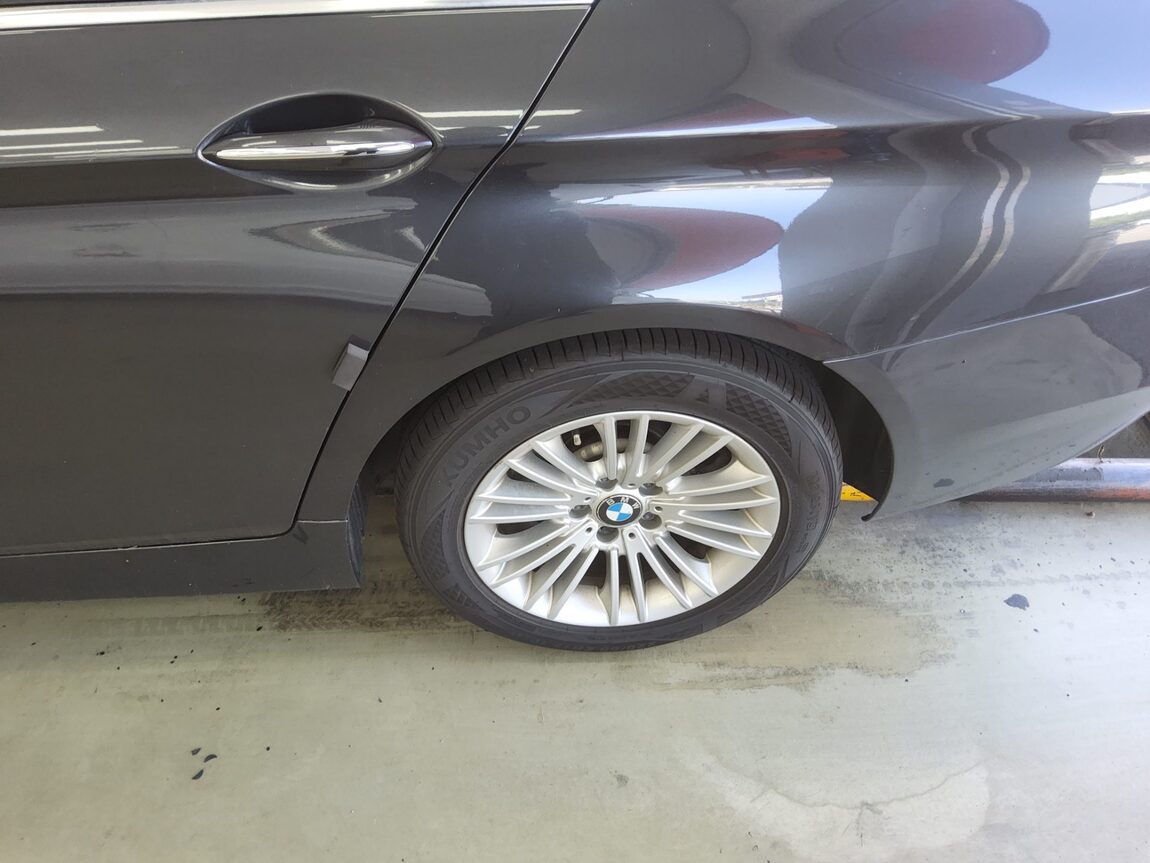 BMW 5 SERIES (6TH GEN) 520d 2014 - zdjęcie 21