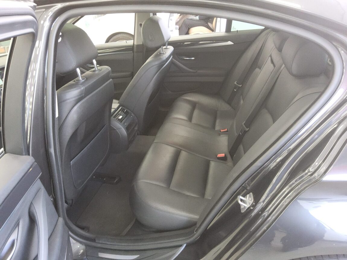 BMW 5 SERIES (6TH GEN) 520d 2014 - zdjęcie 12