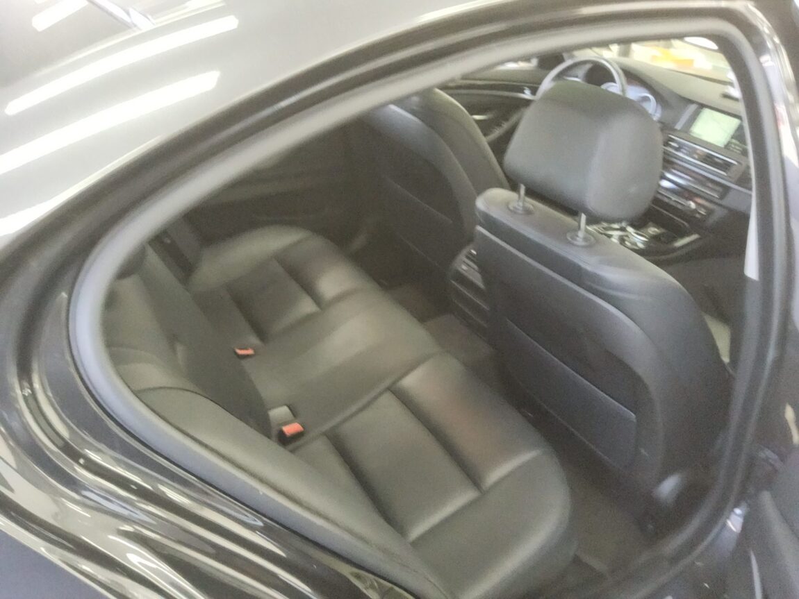 BMW 5 SERIES (6TH GEN) 520d 2014 - zdjęcie 13
