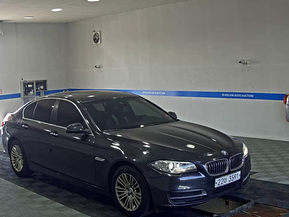 BMW 5 SERIES (6TH GEN) 520d 2014 - zdjęcie 3