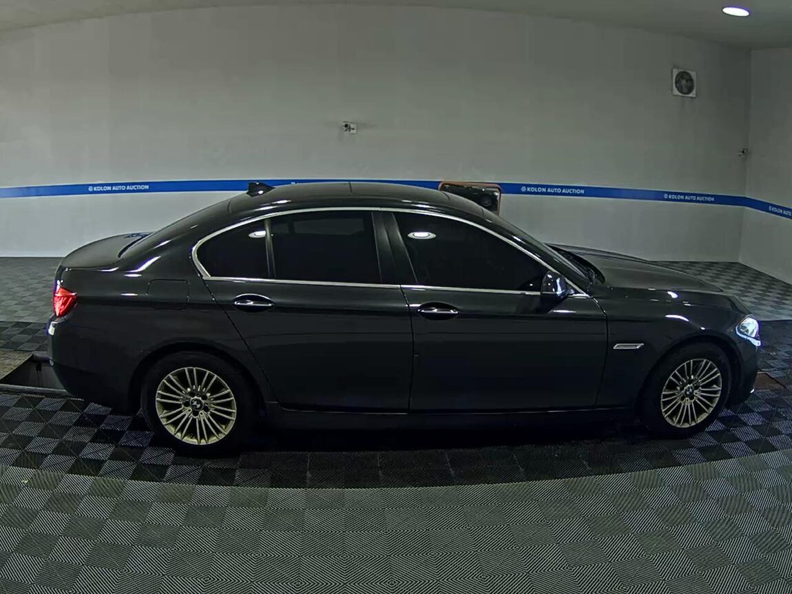 BMW 5 SERIES (6TH GEN) 520d 2014 - zdjęcie 4