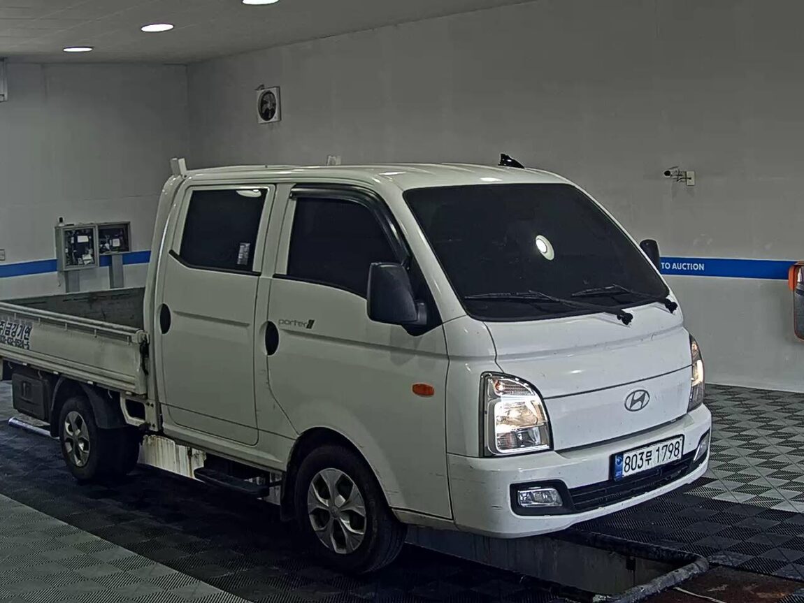 HYUNDAI PORTER II LPG DOUBLE CAB EXTRA LONG WHEELBASE SMART 2024 - zdjęcie 3