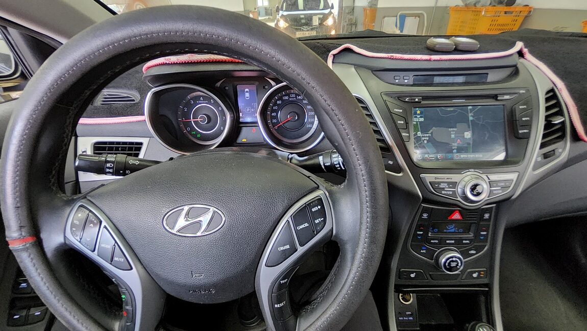 HYUNDAI THE NEW AVANTE MD 1.6 GDi MODERN 2014 - zdjęcie 18