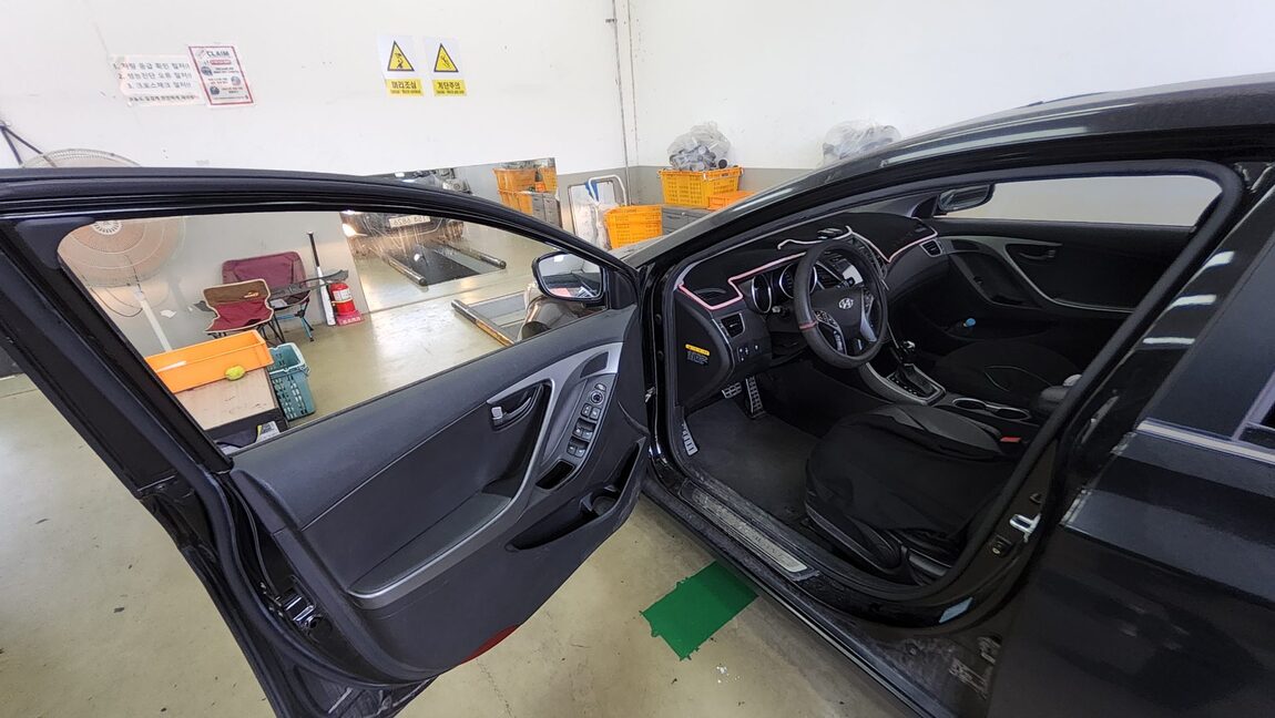 HYUNDAI THE NEW AVANTE MD 1.6 GDi MODERN 2014 - zdjęcie 10