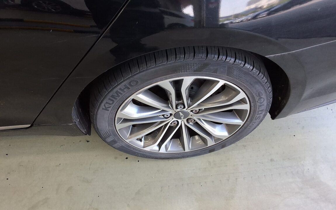 HYUNDAI GENESIS DH G330 PREMIUM 2015 - zdjęcie 24