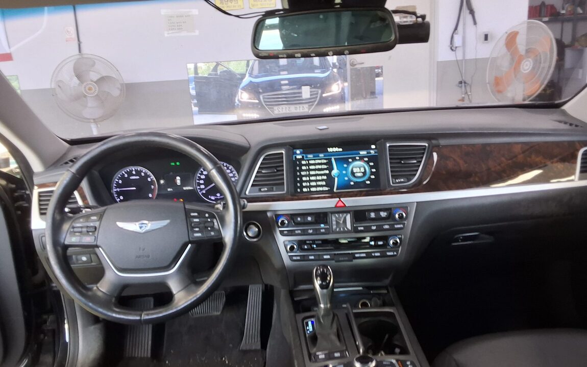 HYUNDAI GENESIS DH G330 PREMIUM 2015 - zdjęcie 11
