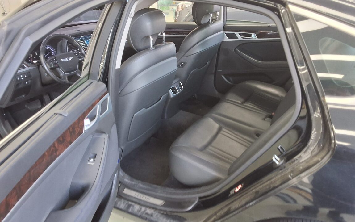 HYUNDAI GENESIS DH G330 PREMIUM 2015 - zdjęcie 12