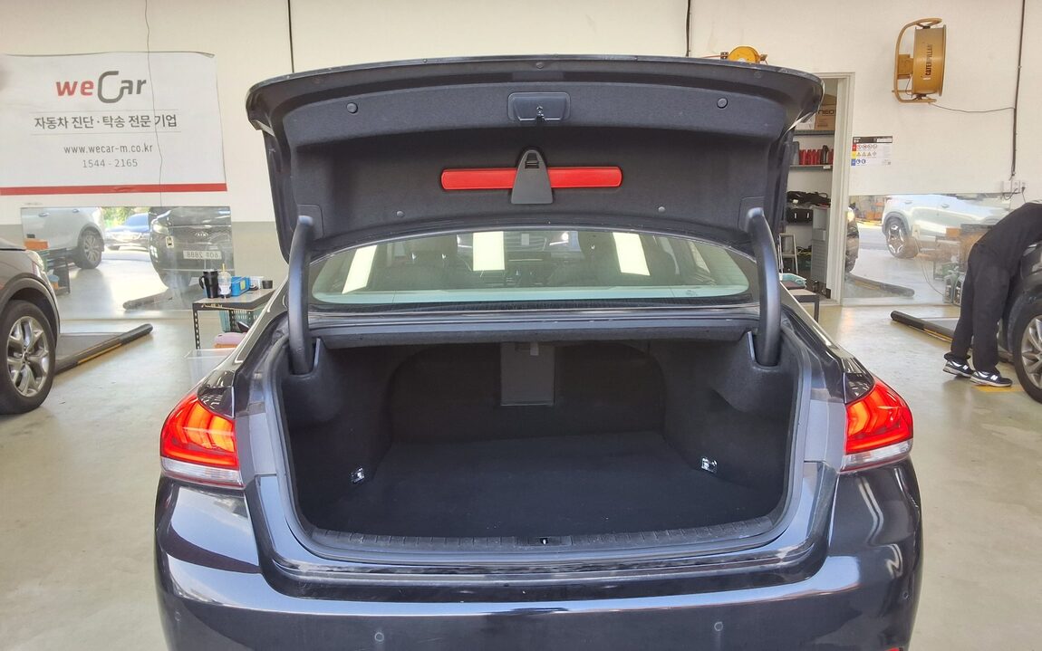 HYUNDAI GENESIS DH G330 PREMIUM 2015 - zdjęcie 15