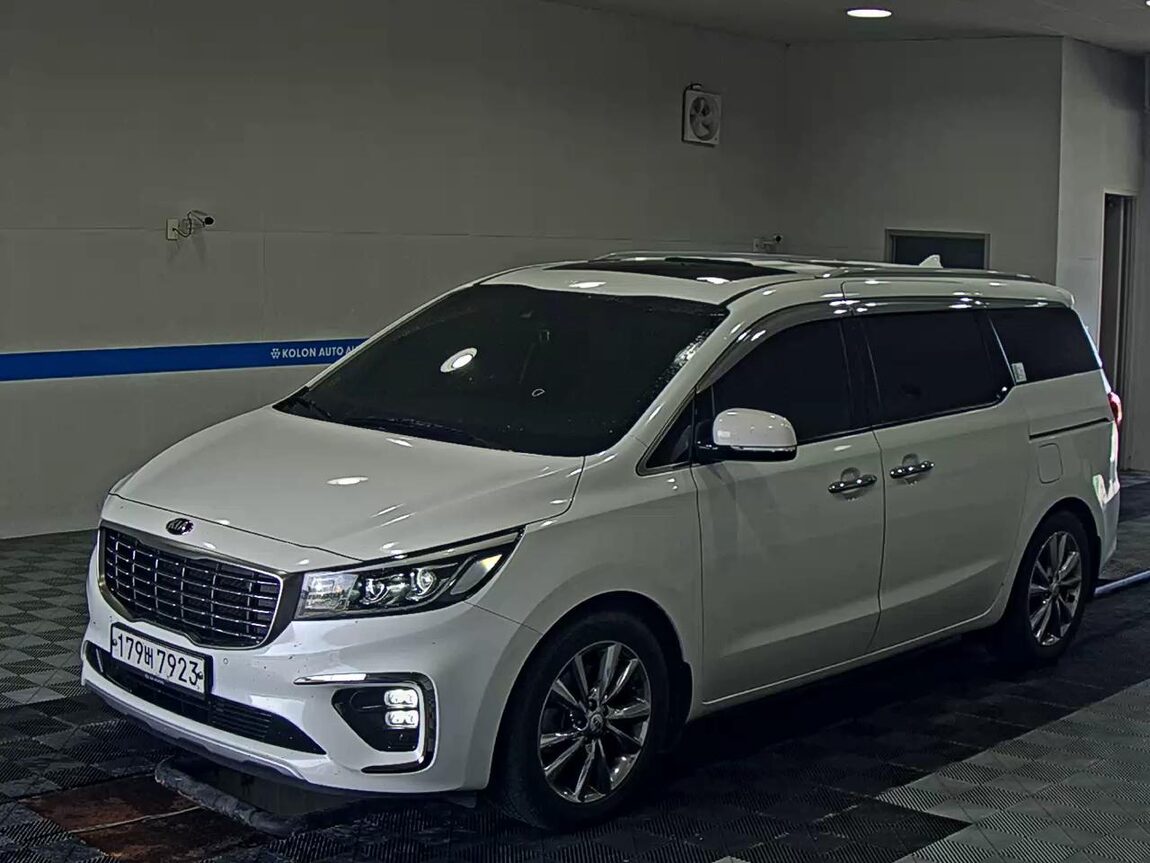 KIA THE NEW CARNIVAL 9-SEATER DIESEL PRESTIGE 2020 - zdjęcie 2