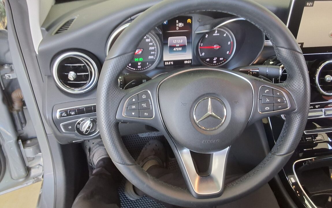 MERCEDES-BENZ C-CLASS (4TH GEN) C220 CDI BLUETEC AVANTGARDE 2015 - zdjęcie 17