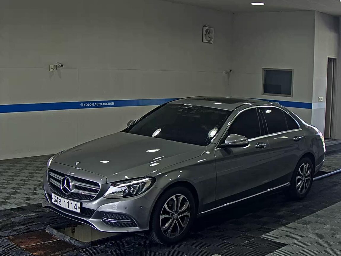 MERCEDES-BENZ C-CLASS (4TH GEN) C220 CDI BLUETEC AVANTGARDE 2015 - zdjęcie 2