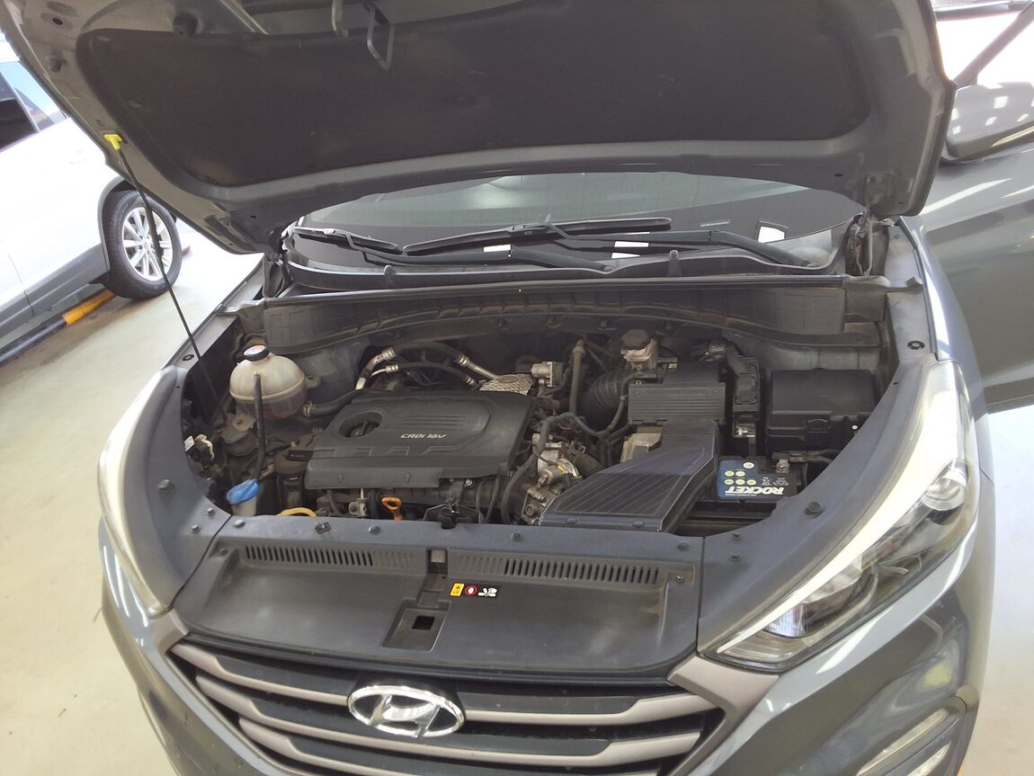 HYUNDAI ALL NEW TUCSON DIESEL 1.7 2WD MODERN 2016 - zdjęcie 20
