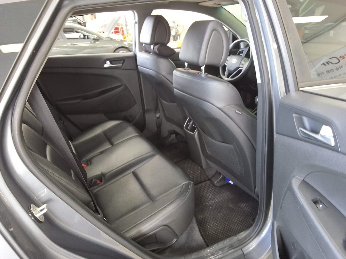 HYUNDAI ALL NEW TUCSON DIESEL 1.7 2WD MODERN 2016 - zdjęcie 13