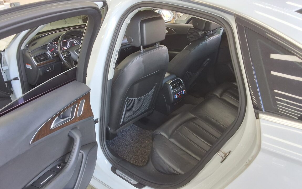 AUDI A6 (4TH GEN) 35 TDI PREMIUM 2016 - zdjęcie 12