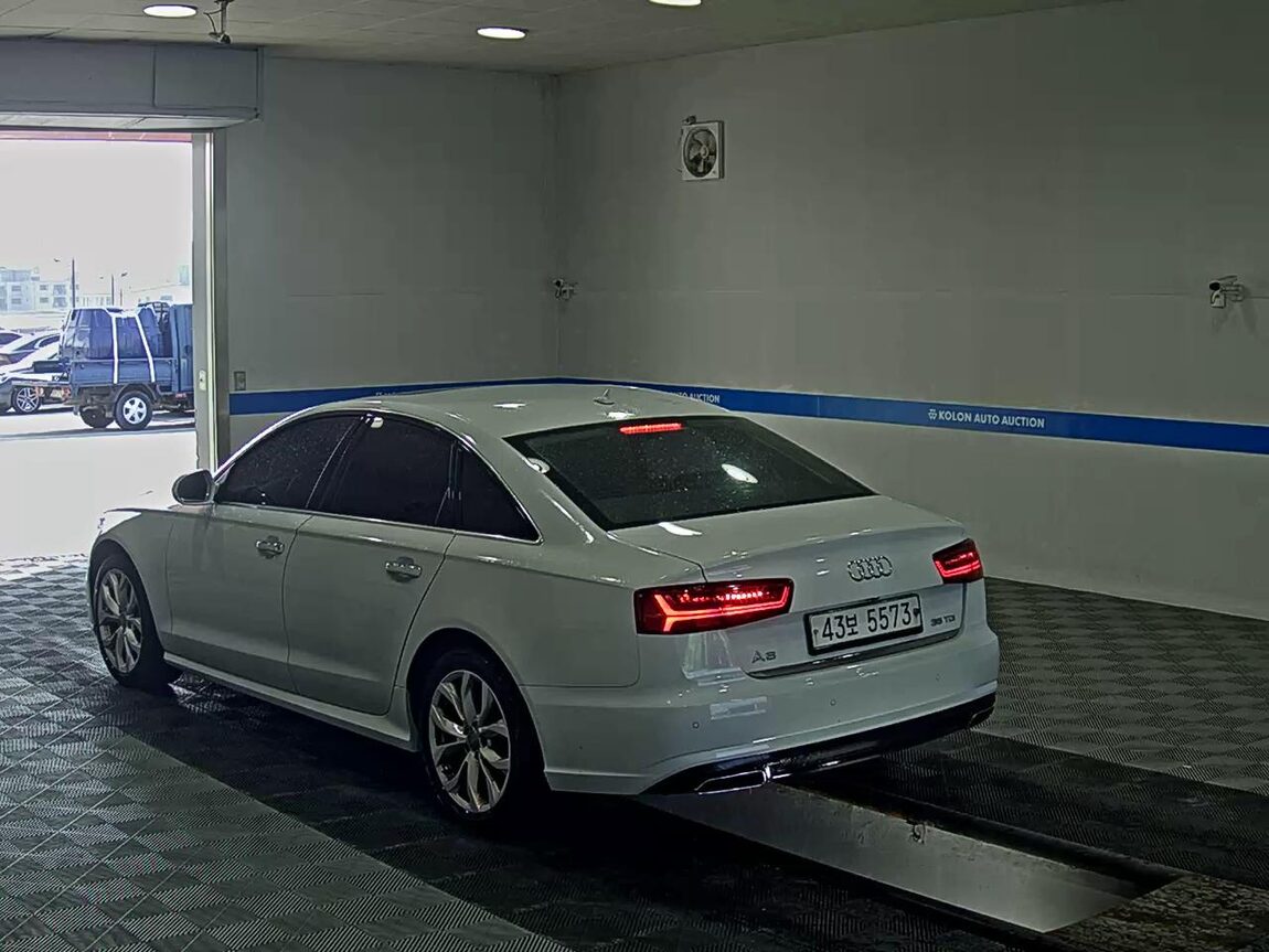 AUDI A6 (4TH GEN) 35 TDI PREMIUM 2016 - zdjęcie 6