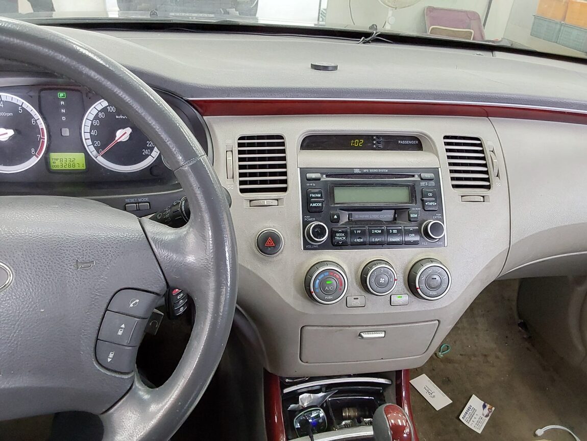 HYUNDAI GRANDEUR TG Q240 BASE MODEL 2007 - zdjęcie 17