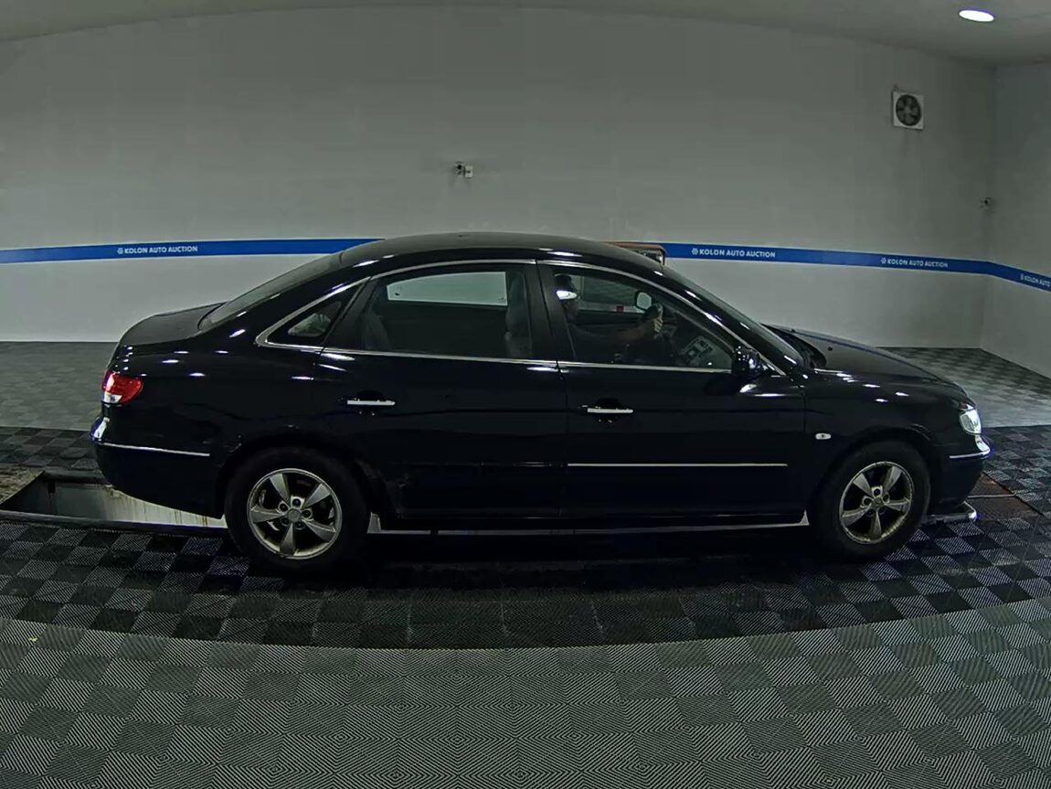 HYUNDAI GRANDEUR TG Q240 BASE MODEL 2007 - zdjęcie 4