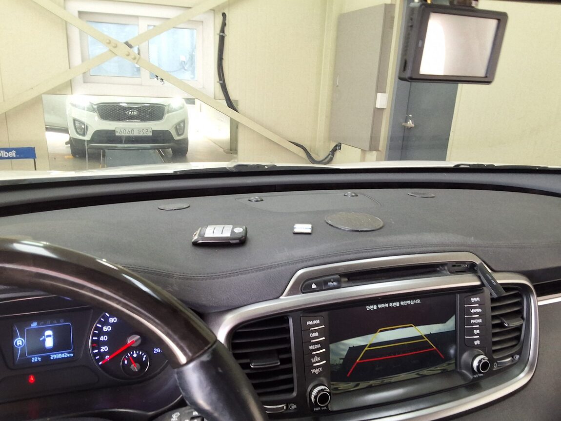 KIA ALL NEW SORENTO R2.0 2WD NOBLESSE 2016 - zdjęcie 25
