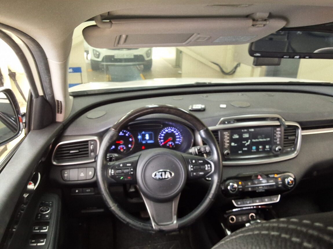 KIA ALL NEW SORENTO R2.0 2WD NOBLESSE 2016 - zdjęcie 12