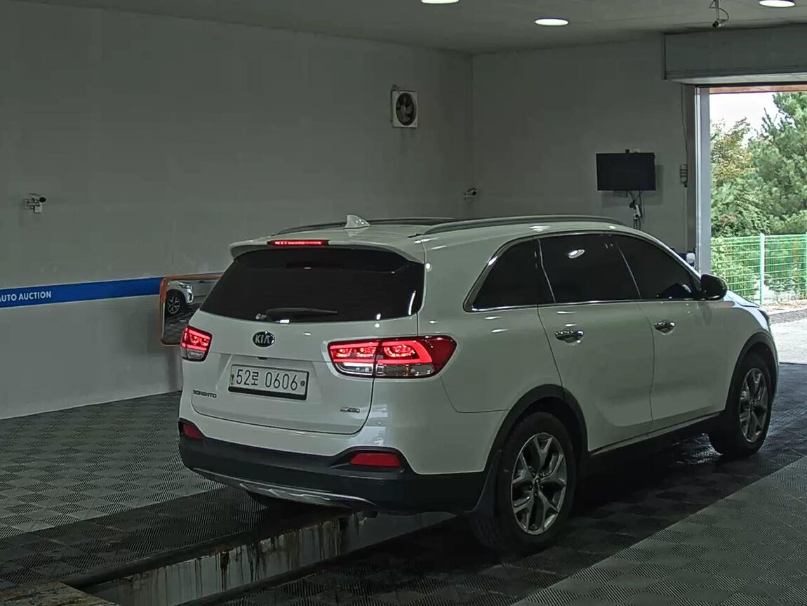 KIA ALL NEW SORENTO R2.0 2WD NOBLESSE 2016 - zdjęcie 5