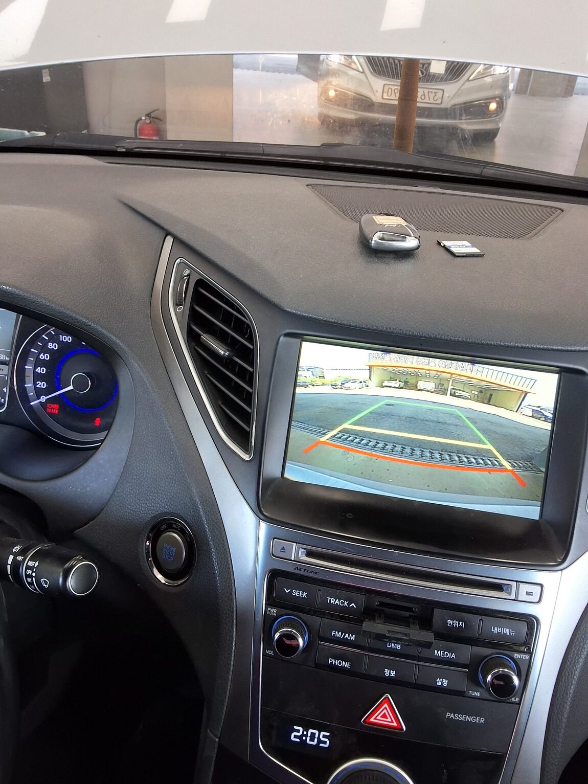 HYUNDAI GRANDEUR HG LPI RENTAL CAR MODERN 2016 - zdjęcie 17