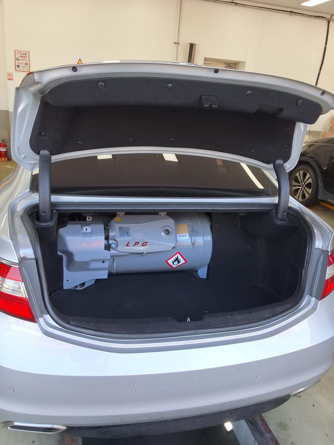HYUNDAI GRANDEUR HG LPI RENTAL CAR MODERN 2016 - zdjęcie 15
