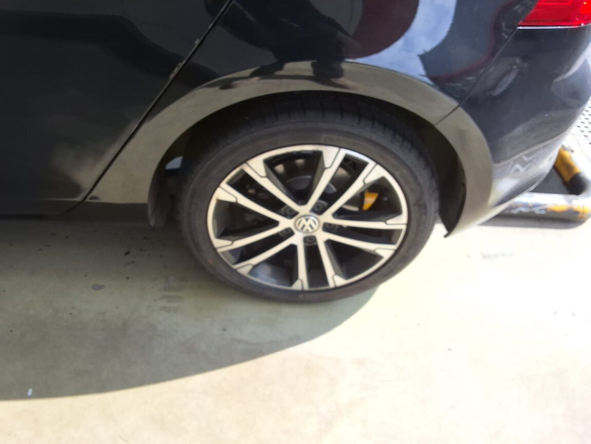 VOLKSWAGEN GOLF (7TH GEN) 2.0 TDI PREMIUM 2016 - zdjęcie 20