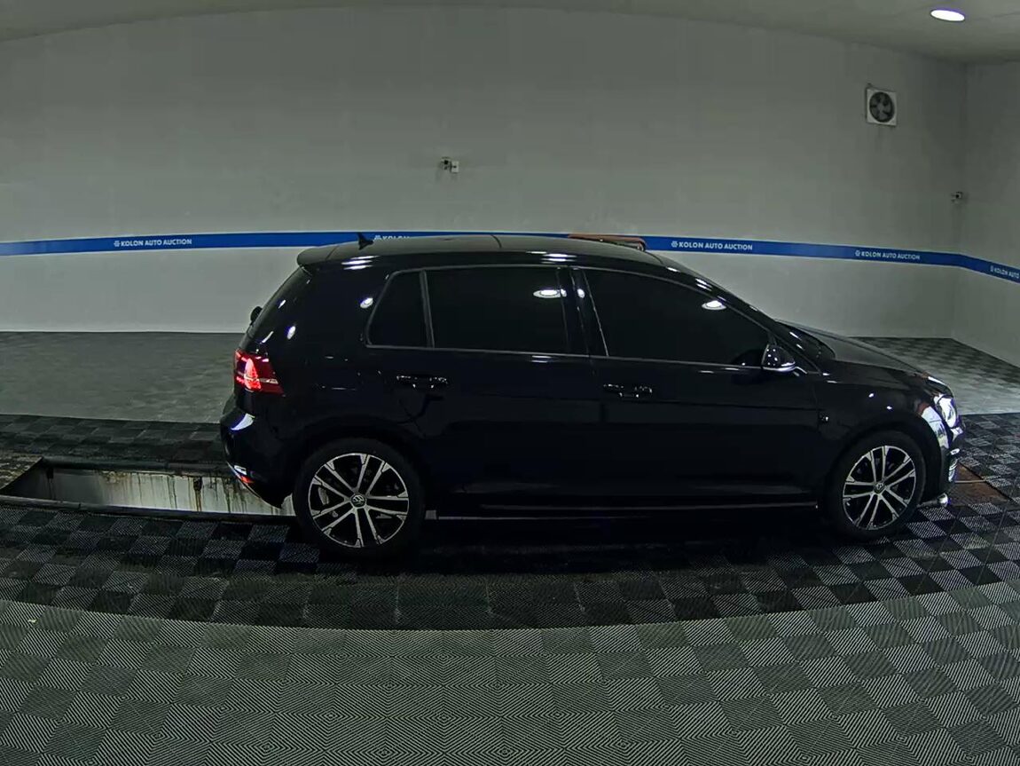 VOLKSWAGEN GOLF (7TH GEN) 2.0 TDI PREMIUM 2016 - zdjęcie 4
