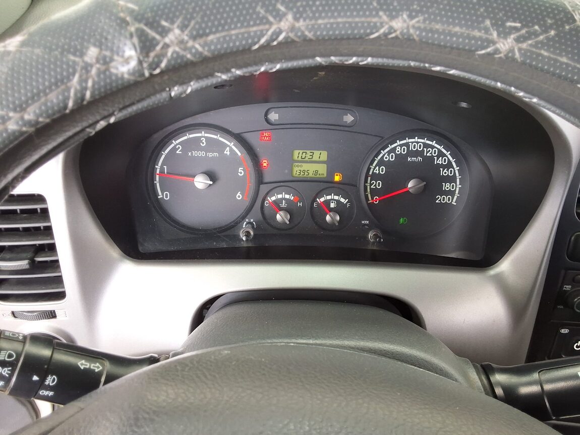 KIA BONGO III CARGO FREEZER BOX TRUCK 1 TON KING CAB 2014 - zdjęcie 9
