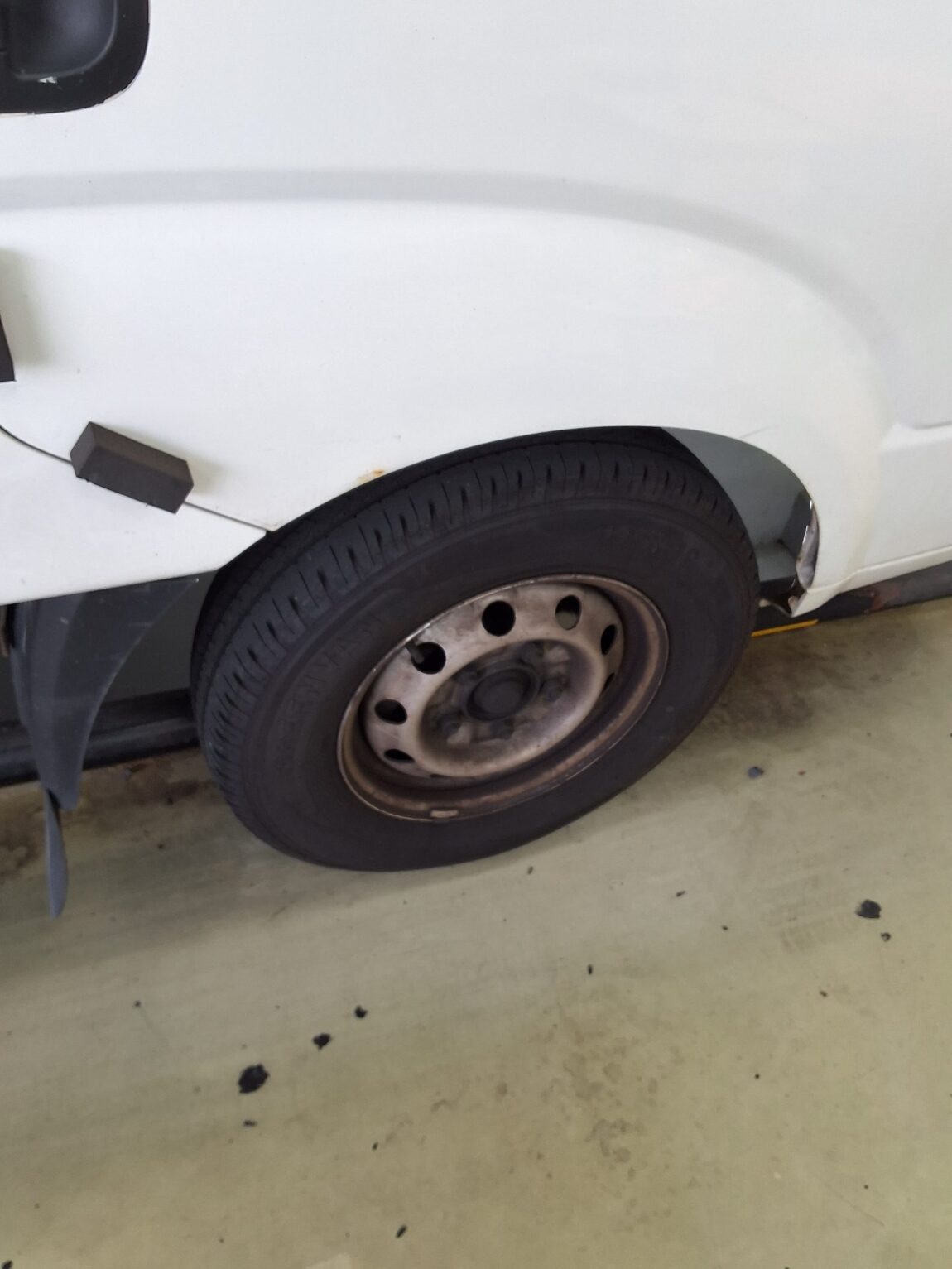KIA BONGO III CARGO FREEZER BOX TRUCK 1 TON KING CAB 2014 - zdjęcie 21