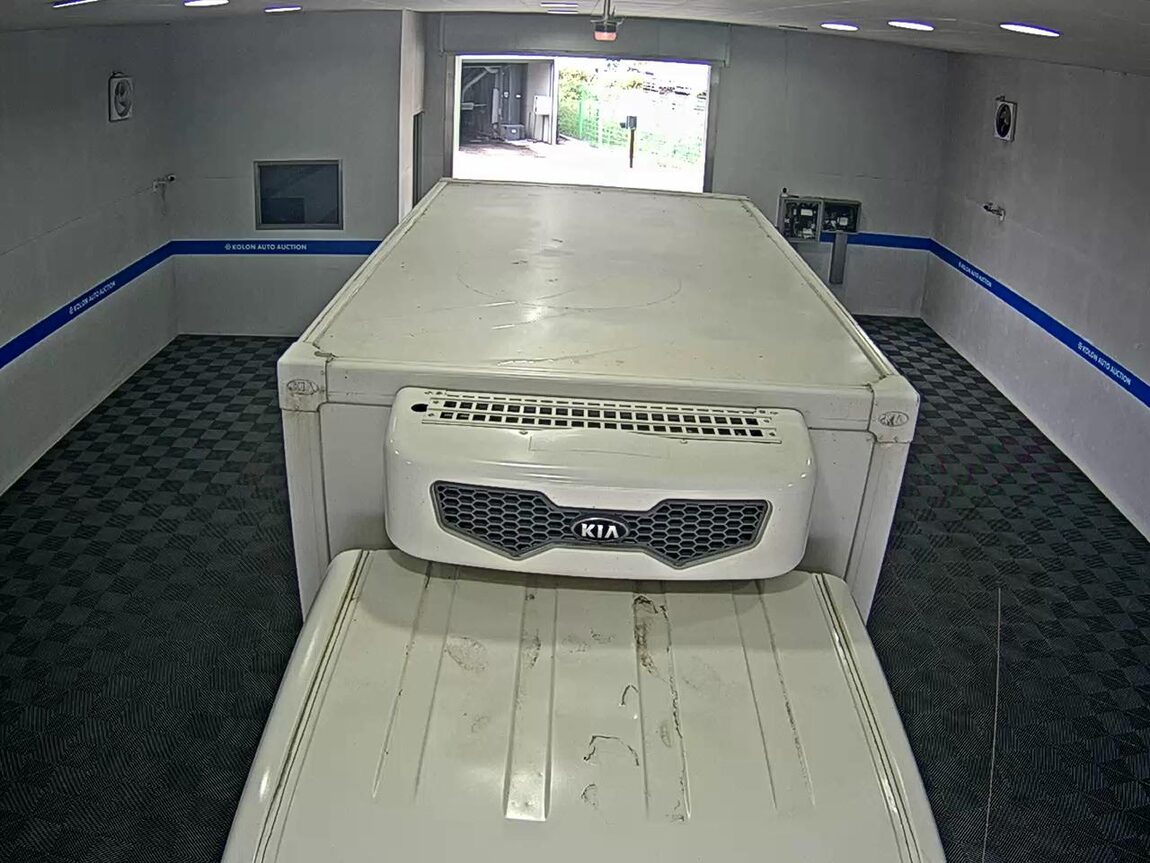 KIA BONGO III CARGO FREEZER BOX TRUCK 1 TON KING CAB 2014 - zdjęcie 7