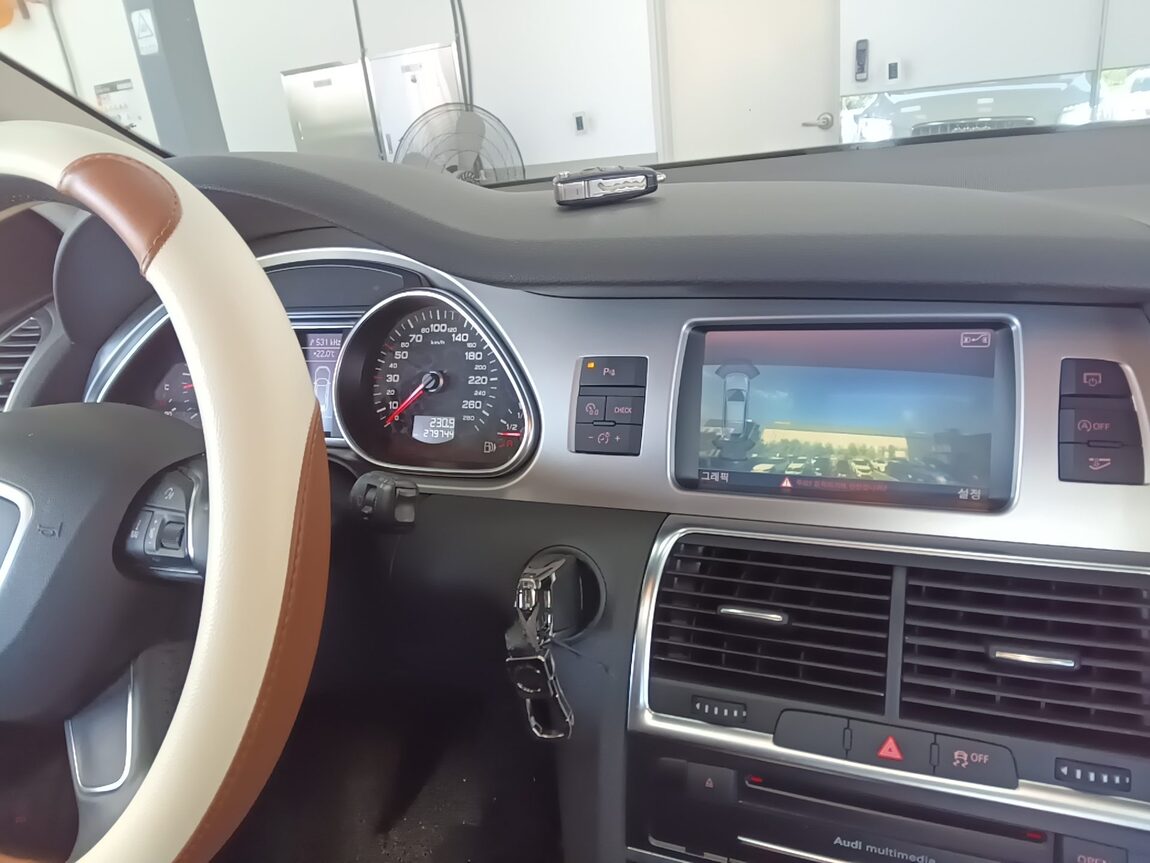 AUDI Q7 3.0 TDI QUATTRO 2013 - zdjęcie 19
