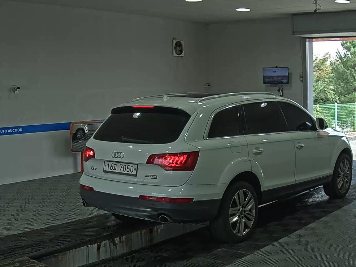 AUDI Q7 3.0 TDI QUATTRO 2013 - zdjęcie 5