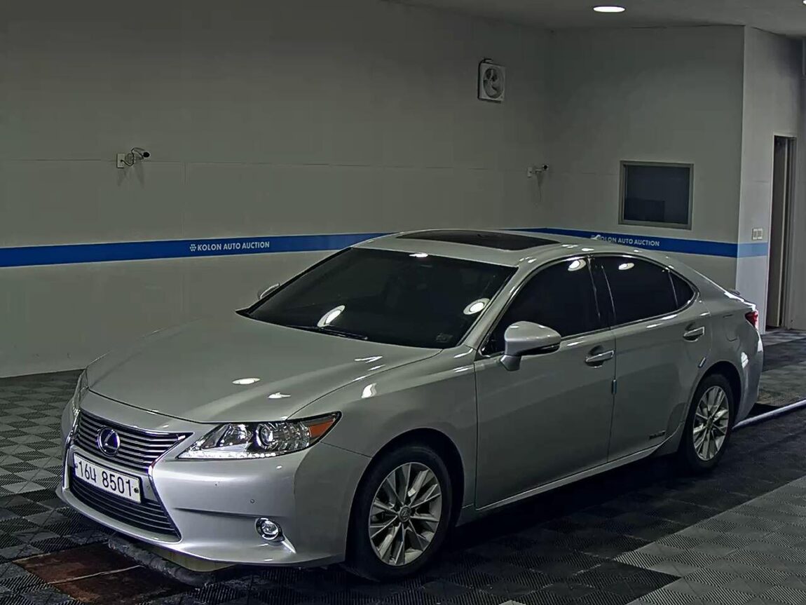 LEXUS ES (6TH GEN) 300h 2014 - zdjęcie 2